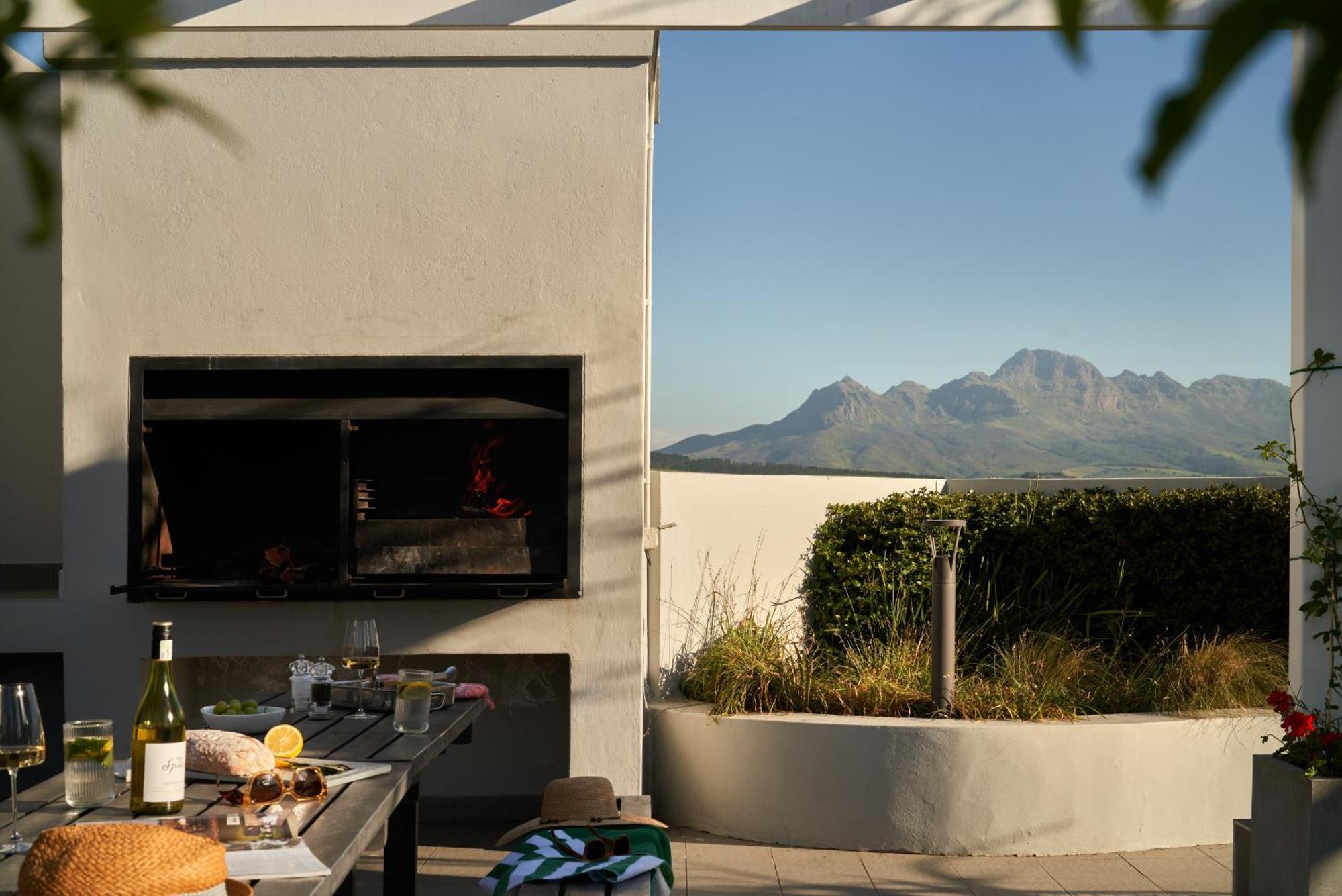 The Den Apartments By Raw Africa Collection Stellenbosch Exterior foto
